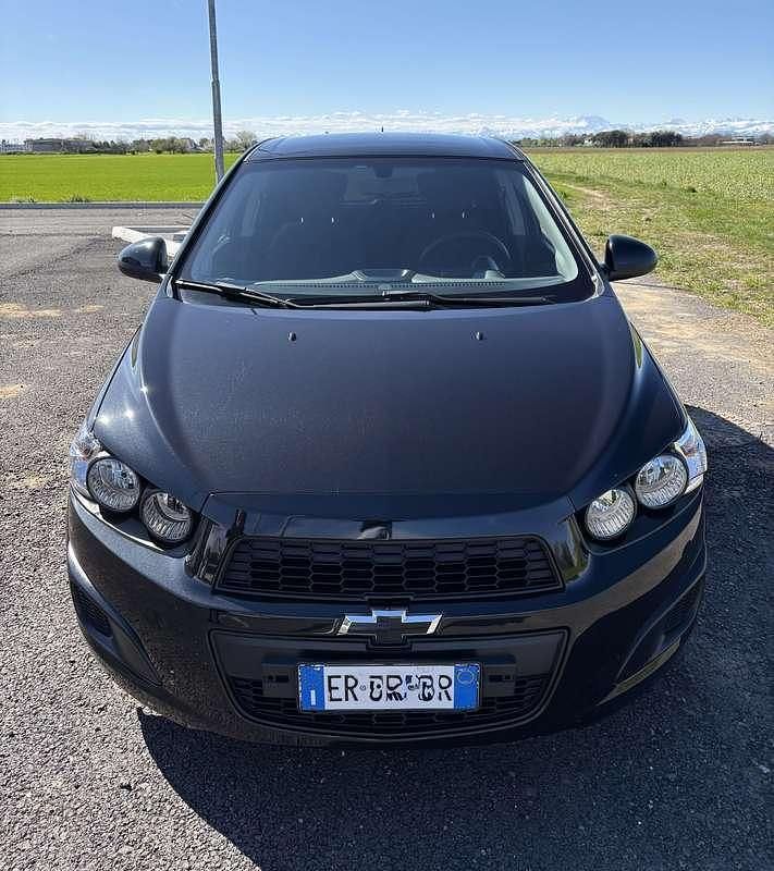 Usata Chevrolet Aveo LT 75 CV (55 kW) 2013 Nero Berlina