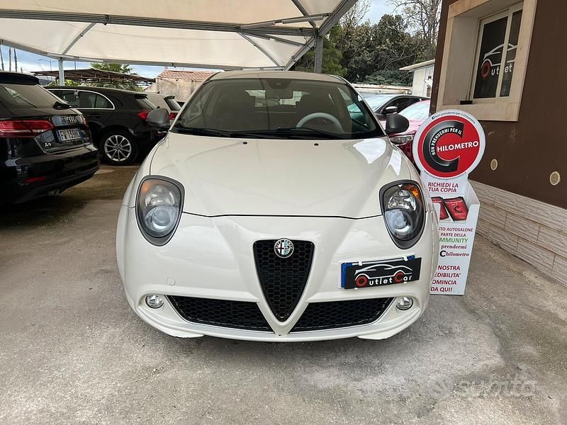Usata Alfa Romeo MiTo Distinctive 85 CV (62 kW) 2014 Bianco Utilitaria