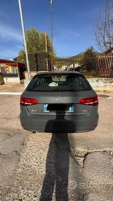Usata Audi A3 116 CV (85 kW) 2017 Grigio Berlina
