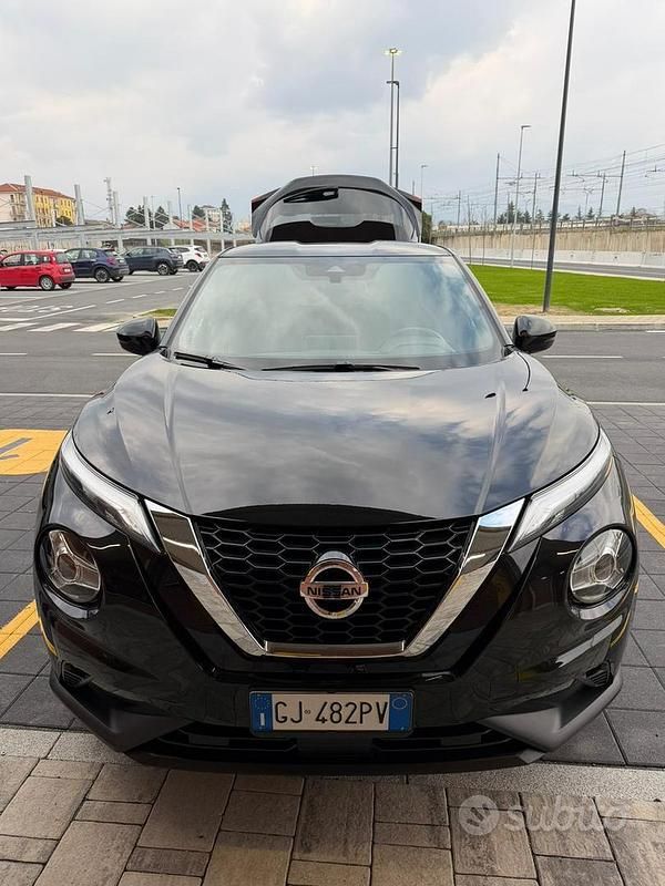 Usata Nissan Juke N-Connecta 114 CV (83 kW) 2022 Nero SUV