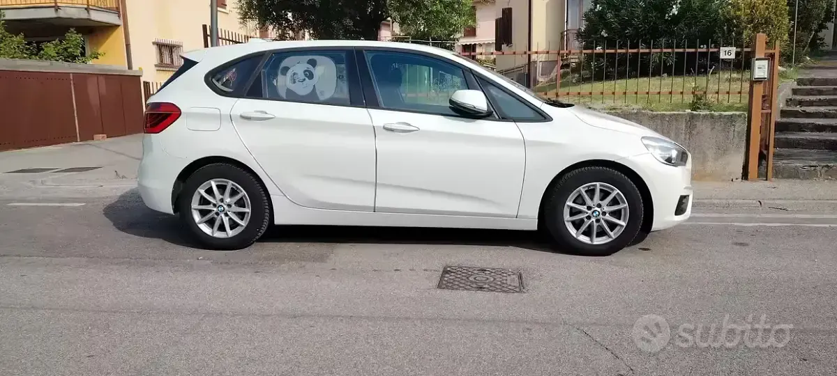 Usata BMW 216 Active Tourer 116 CV (85 kW) 2015 Bianco Monovolume