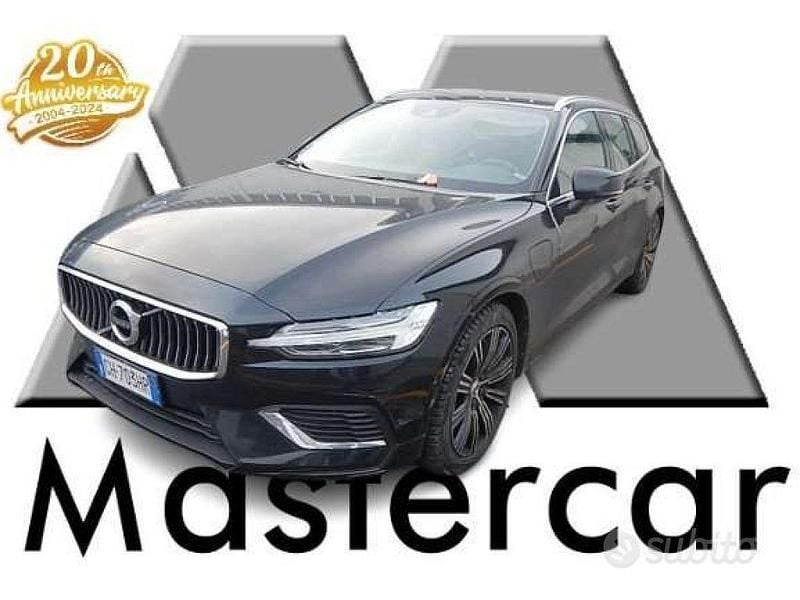 Usata Volvo V60 Inscription 253 CV (186 kW) 2021 Nero Station wagon