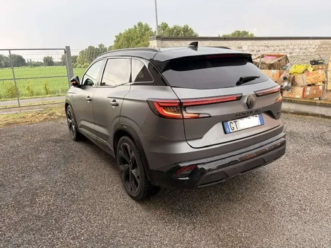 Usata Renault Austral Techno Esprit Alpine 131 CV (96 kW) 2024 Grigio SUV
