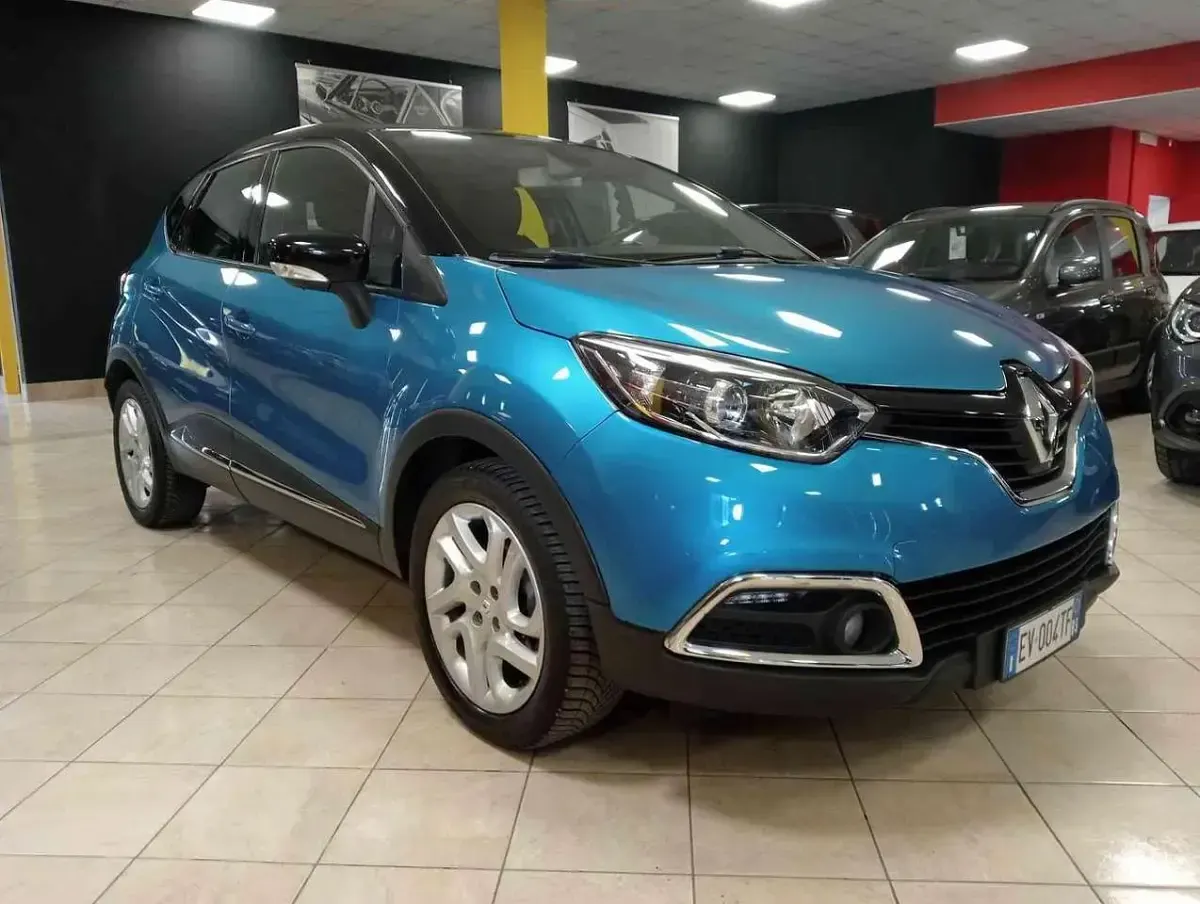 Usata Renault Captur 120 CV (88 kW) 2014 Blu SUV