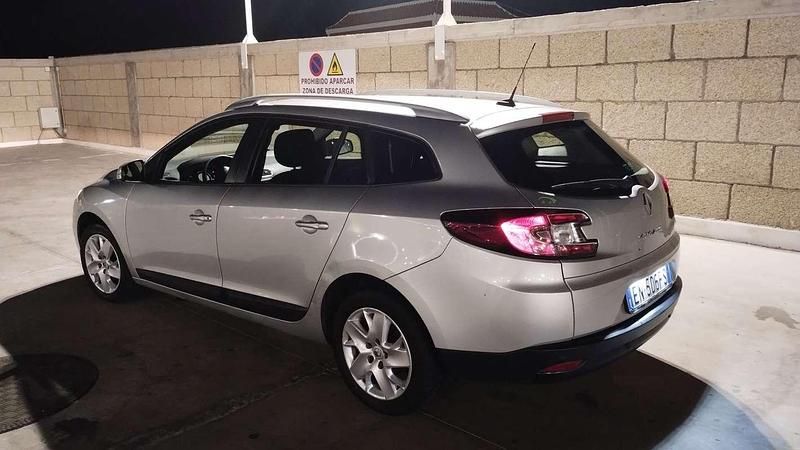 Usata Renault Mégane III 110 CV (80 kW) 2012 Argento Station wagon