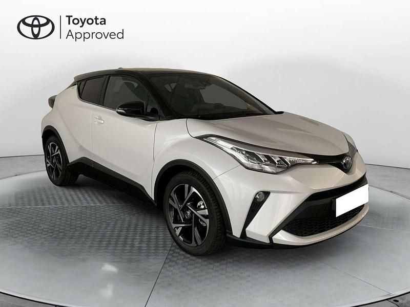 Usata Toyota C-HR Trend 152 CV (111 kW) 2023 Bianco SUV