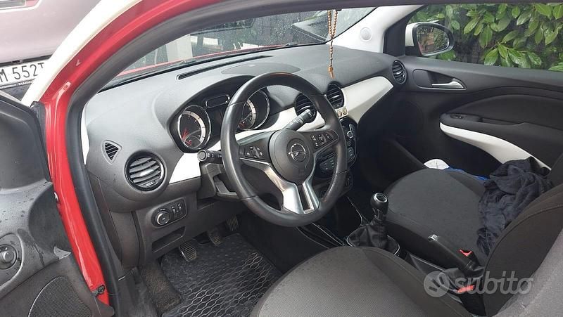 Occasion Opel Adam 70 ch (51 kW) 2016 Rouge Citadine
