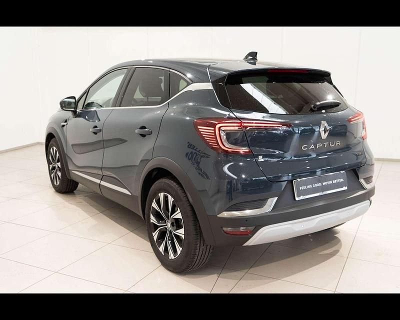 Usata Renault Captur Techno 143 CV (105 kW) 2023 Blu/azzurro SUV