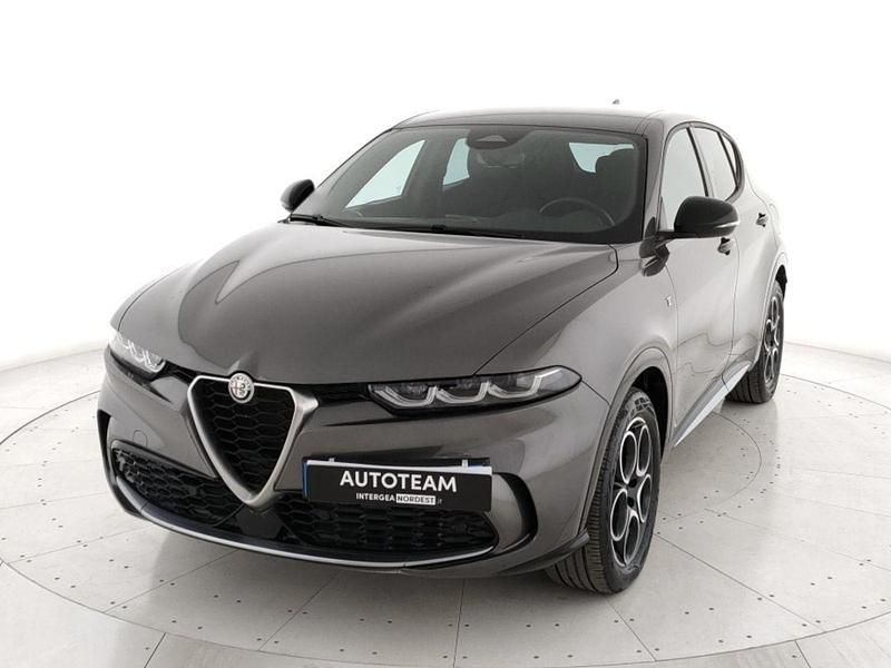 Usata Alfa Romeo Tonale Ti 180 CV (132 kW) 2024 Grigio metall. SUV