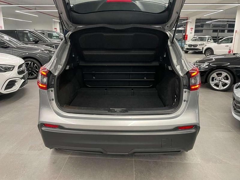 Usata Nissan Qashqai 116 CV (85 kW) 2020 Argento SUV