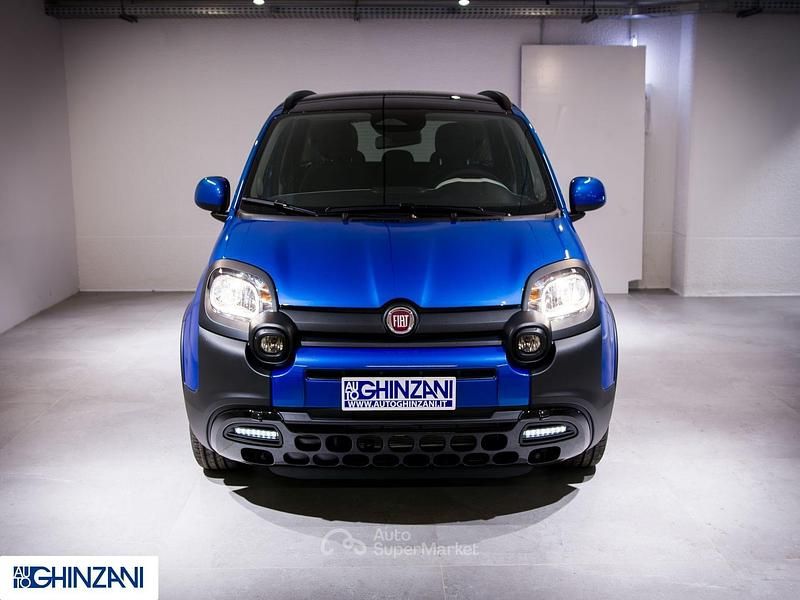 Nuova Fiat Panda Cross Cross 65 CV (47 kW) 2026 Blu Utilitaria