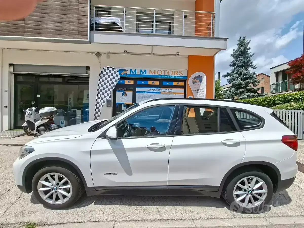Usata BMW X1 Advantage 150 CV (110 kW) 2016 Bianco SUV