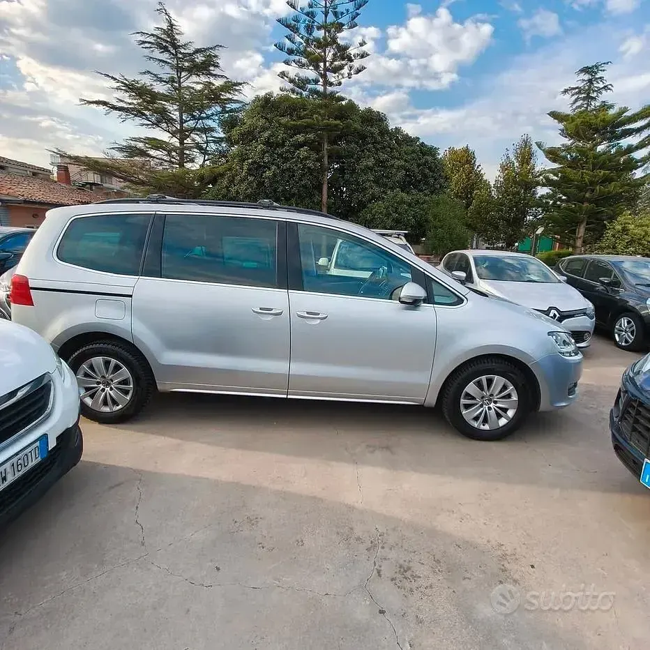 Usata VW Sharan 140 CV (102 kW) 2010 Grigio Monovolume