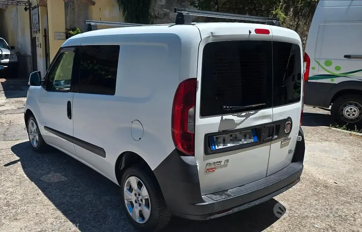 Usata Fiat Doblò 105 CV (77 kW) 2016 Bianco Monovolume