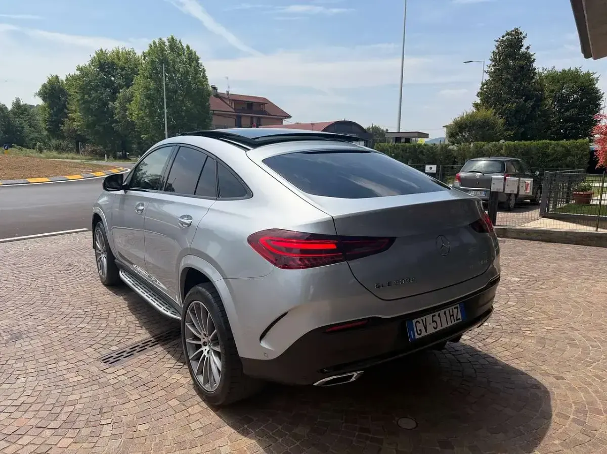 Usata Mercedes GLE300 AMG Line Premium Plus 269 CV (197 kW) 2024 Argento SUV