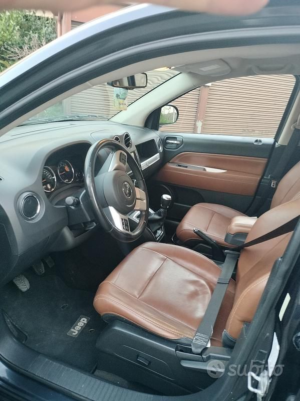 Usata Jeep Compass 136 CV (100 kW) 2014 Grigio SUV