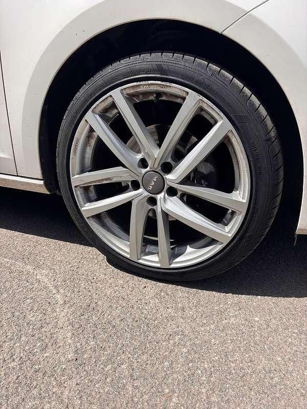 Usata Seat Leon FR 150 CV (110 kW) 2013 Bianco Berlina