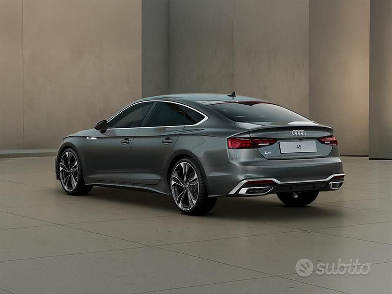 Nuova Audi A5 Sportback S-Line 204 CV (150 kW) 2025 Grigio Utilitaria