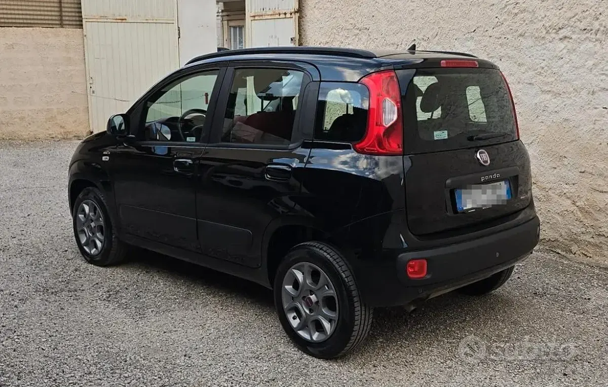 Usata Fiat Panda Lounge 85 CV (62 kW) 2016 Nero Utilitaria