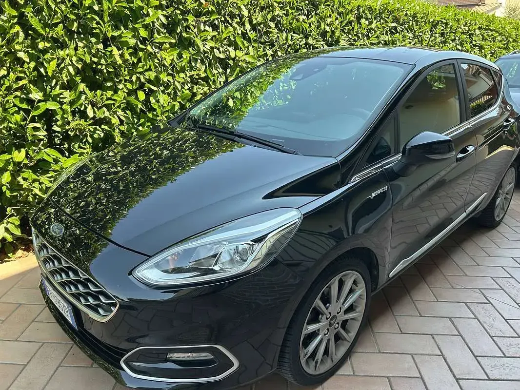 Usata Ford Fiesta Vignale 86 CV (63 kW) 2019 Nero Utilitaria