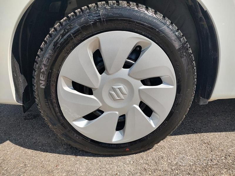 Usata Suzuki Celerio 68 CV (50 kW) 2017 Bianco Utilitaria