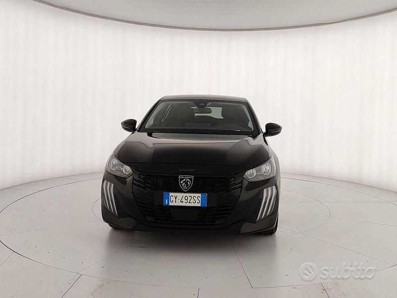 Usata Peugeot 208 Allure 101 CV (74 kW) 2025 Nero Utilitaria