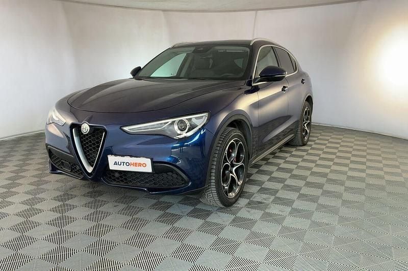 Usata Alfa Romeo Stelvio Executive 280 CV (205 kW) 2019 Blu SUV