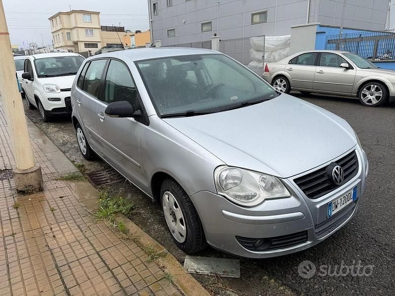 Usata VW Polo 69 CV (50 kW) 2009 Grigio Utilitaria