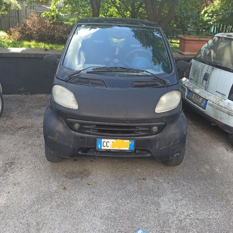 Usata 2003 Smart ForTwo Coupé Coupé | 2000 € (Buon prezzo) - Immagine 1/3