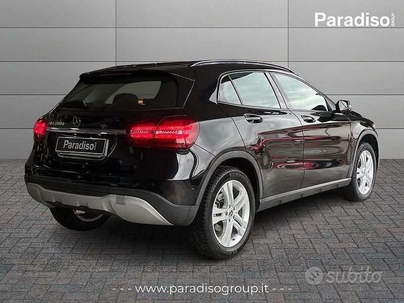 Occasion Mercedes GLA200 136 ch (100 kW) 2019 Noir SUV