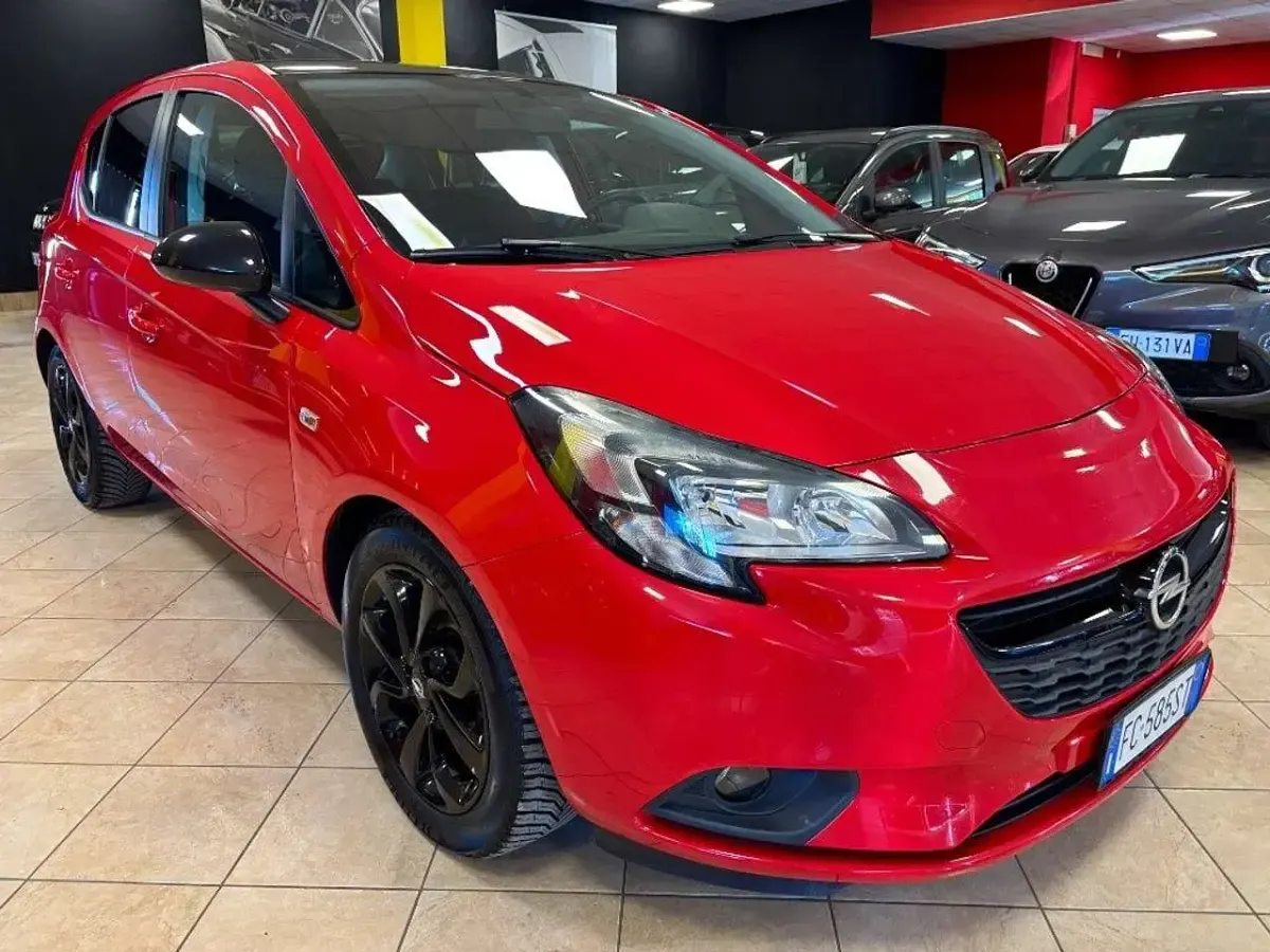Usata Opel Corsa 75 CV (55 kW) 2016 Rosso Utilitaria