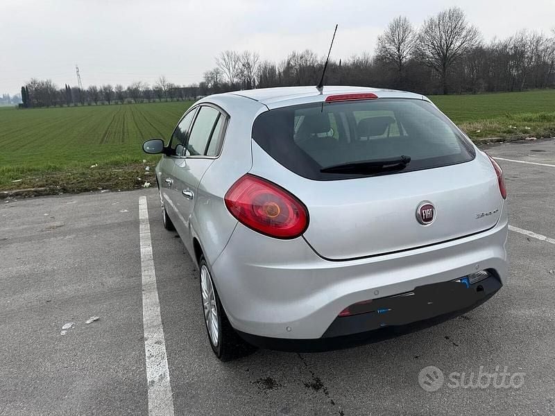 Usata Fiat Bravo 105 CV (77 kW) 2014 Grigio Utilitaria