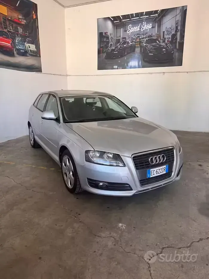 Gebraucht Audi A3 Ambition 90 PS (66 kW) 2010 Grau Kleinwagen