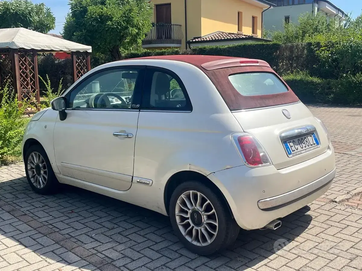 Usata Fiat 500 100 CV (73 kW) 2010 Bianco Cabrio
