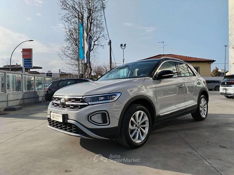 Usata VW T-Roc Style 150 CV (110 kW) 2022 Gray SUV