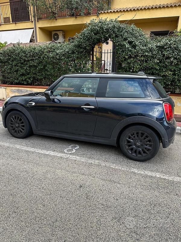 Usata 2020 Mini Cooper Business Due volumi | 14.800 € (Super prezzo) - Immagine 1/4