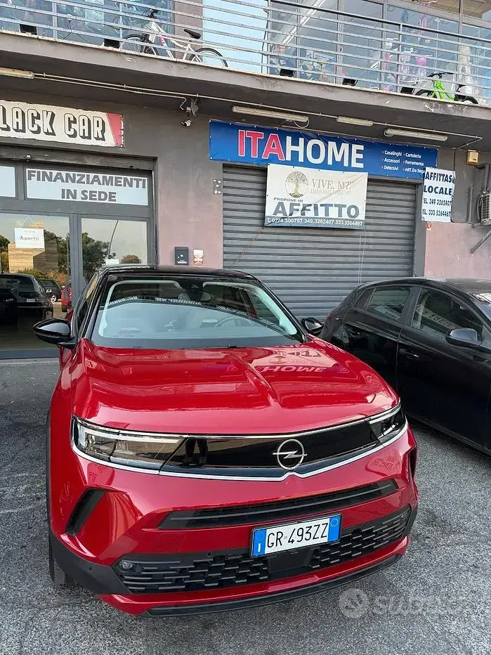 Usata Opel Mokka 131 CV (96 kW) 2023 Rosso SUV