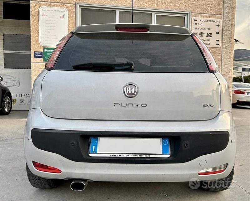 Usata Fiat Punto Evo S 95 CV (69 kW) 2011 Grigio Utilitaria