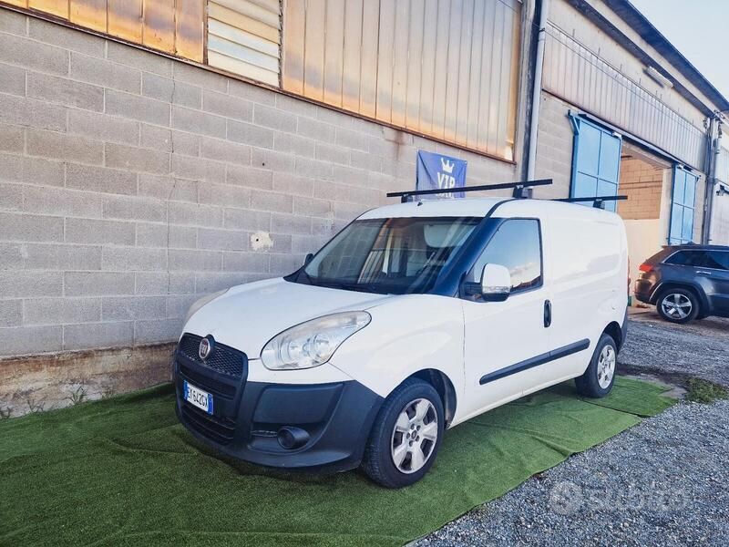 Usata Fiat Doblò Active 105 CV (77 kW) 2015 Bianco Monovolume