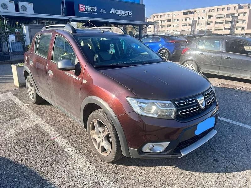 Usata Dacia Sandero Stepway 90 CV (66 kW) 2017 Berlina