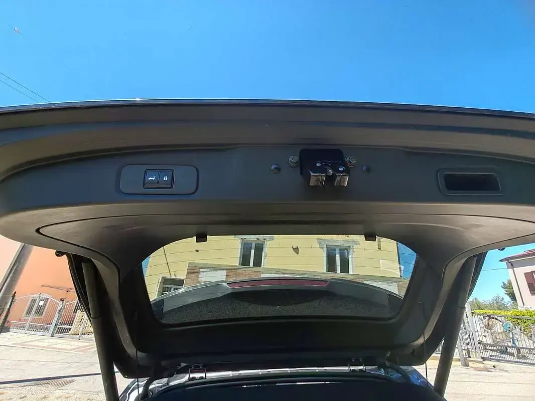 Usata Nissan Qashqai Tekna 158 CV (116 kW) 2023 Nero SUV