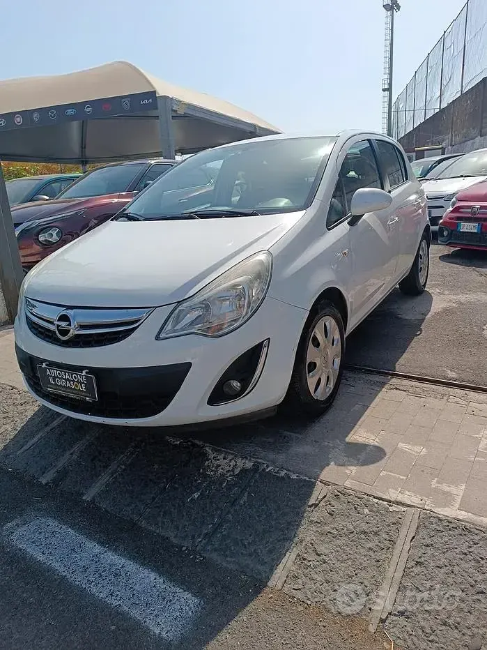 Usata Opel Corsa 86 CV (63 kW) 2013 Bianco Utilitaria