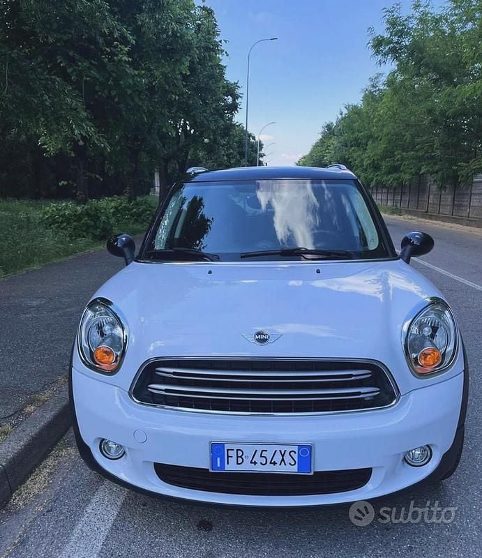 Usata Mini Cooper 2016 Bianco Utilitaria