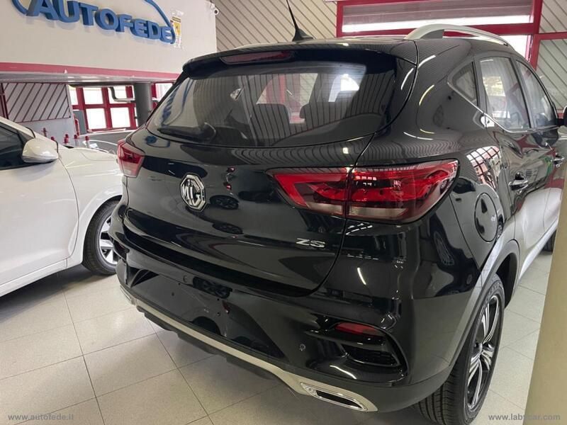 Nuova MG ZS Comfort 106 CV (77 kW) 2025 Nero Berlina