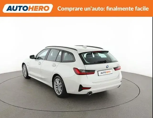Usata BMW 320e Advantage 163 CV (119 kW) 2022 Bianco Station wagon