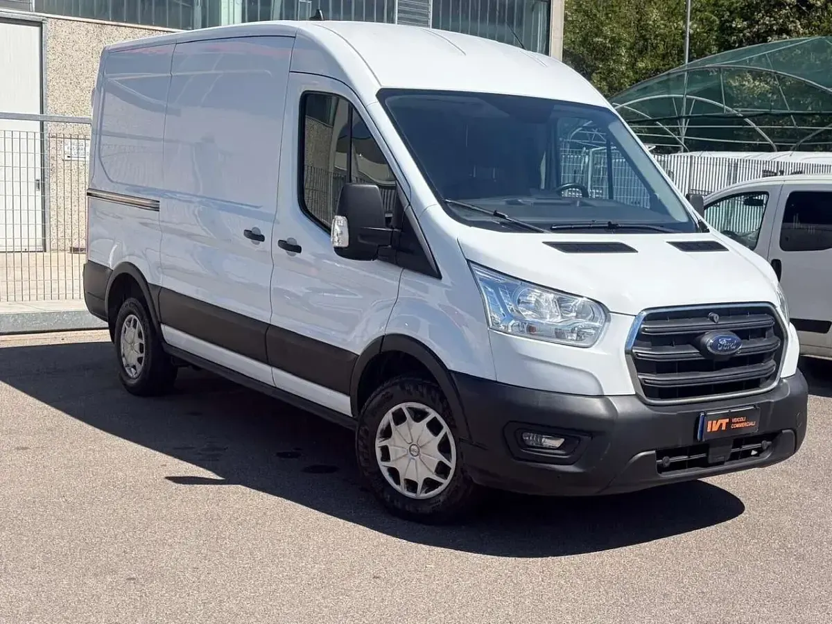 Usata Ford Transit 131 CV (96 kW) 2021 Bianco Furgone