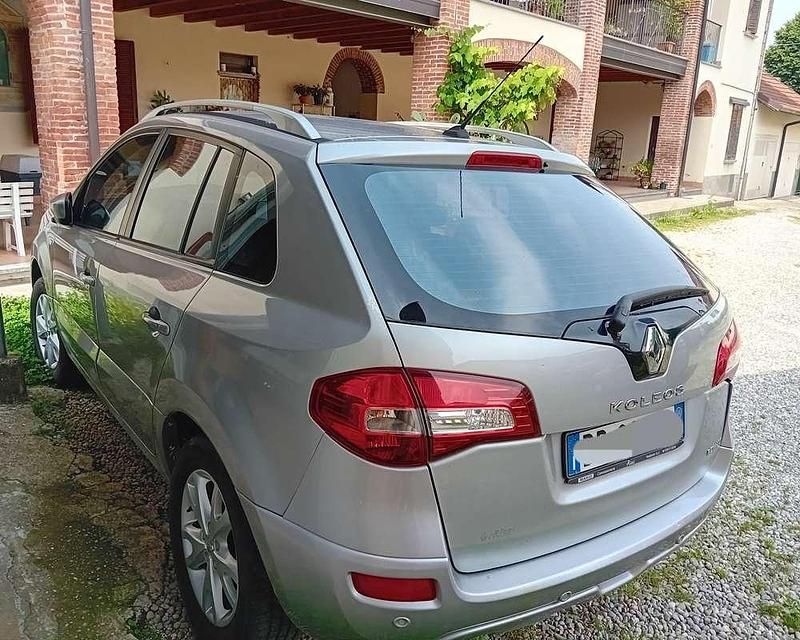 Usata Renault Koleos Dynamique 150 CV (110 kW) 2009 Argento SUV