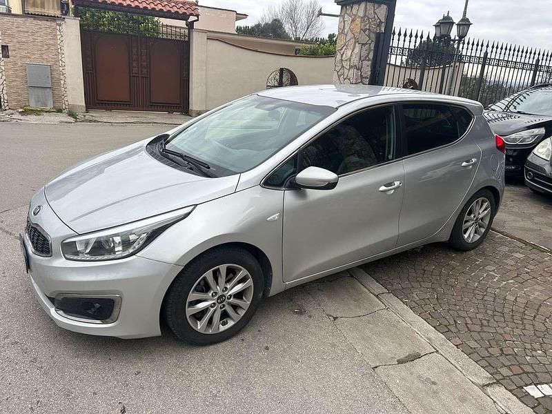 Usata Kia Ceed GT GT-Line 110 CV (80 kW) 2016 Argento Berlina