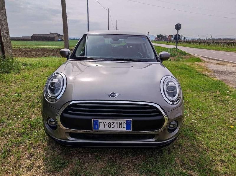 Usata Mini ONE 75 CV (55 kW) 2019 Utilitaria