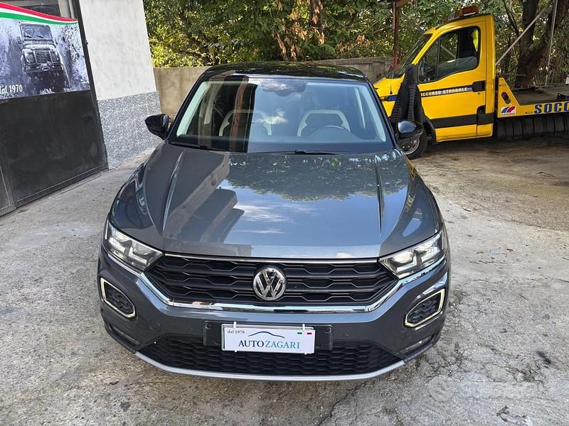Usata VW T-Roc Advance 116 CV (85 kW) 2019 Grigio SUV